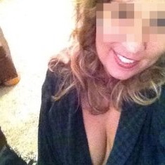 Plan cul Montauban avec Klara98, 44 ans, une quarantenaire mûre