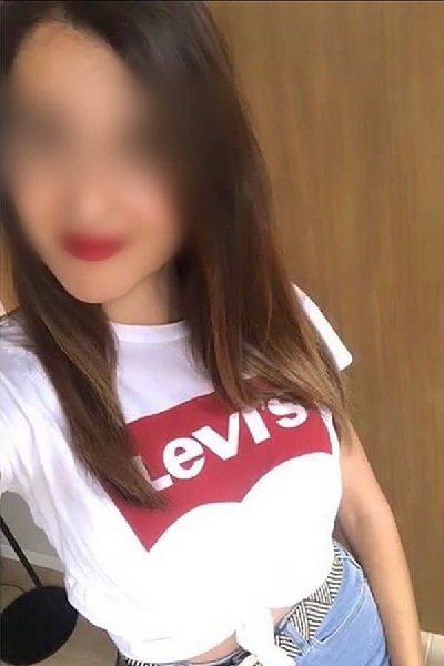 SexyAdeline secteur Grenoble a envie de sexe sans détour
