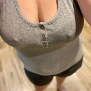 Vers Saint-Saulve : Brune, 29 ans, affamée de sexe intense(Dépt Nord)